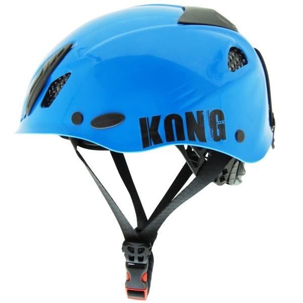 Helmet for mountaineering and adventure parks